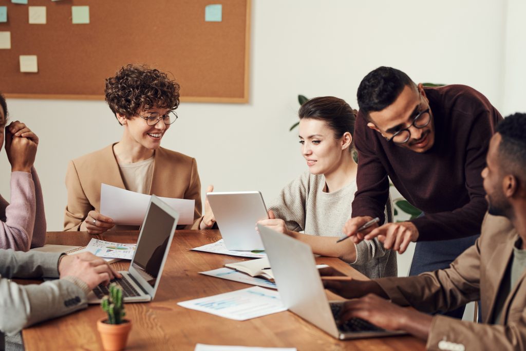 Corporate Training 101: Why do companies need e-Learning software?