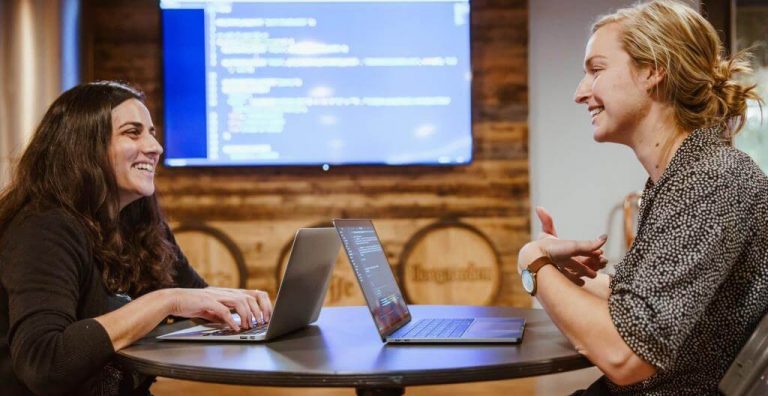 How E-Learning is Transforming the Knowledge Industry