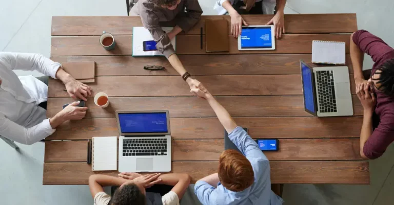 Workplace Etiquette: Key Principles for a Professional Environment