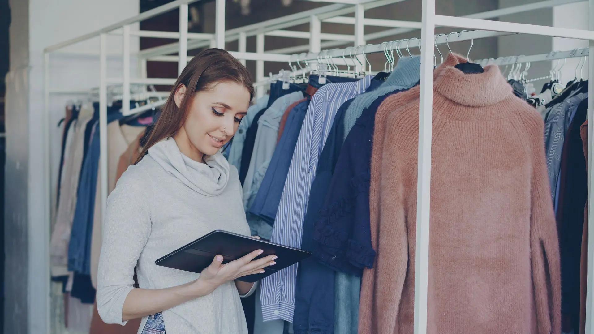 LMS for retail industry - store staff training platform