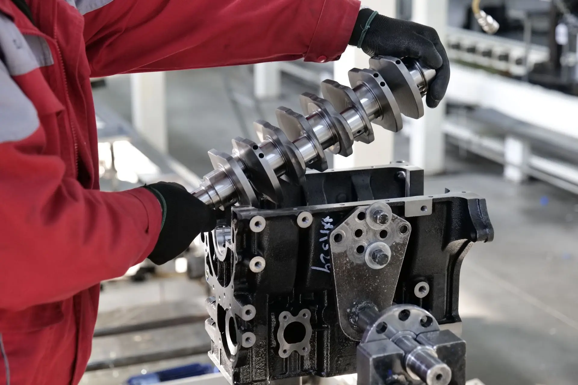 Automotive training case study - AlphaLearn LMS for OEM, dealer and supplier network training